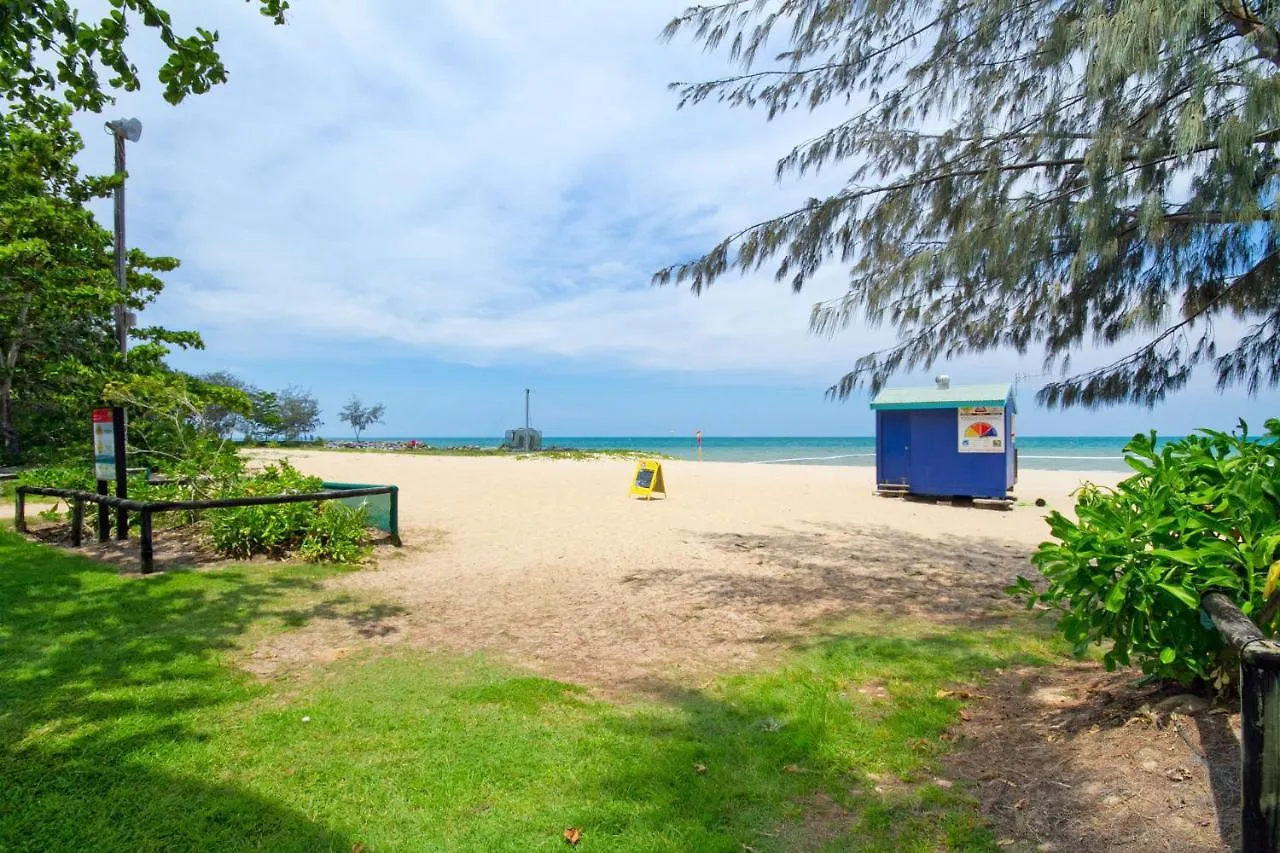 Mediterranean Beachfront Apartments Yorkeys Knob