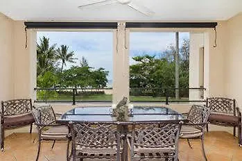 Mediterranean Beachfront Apartments Yorkeys Knob Australia