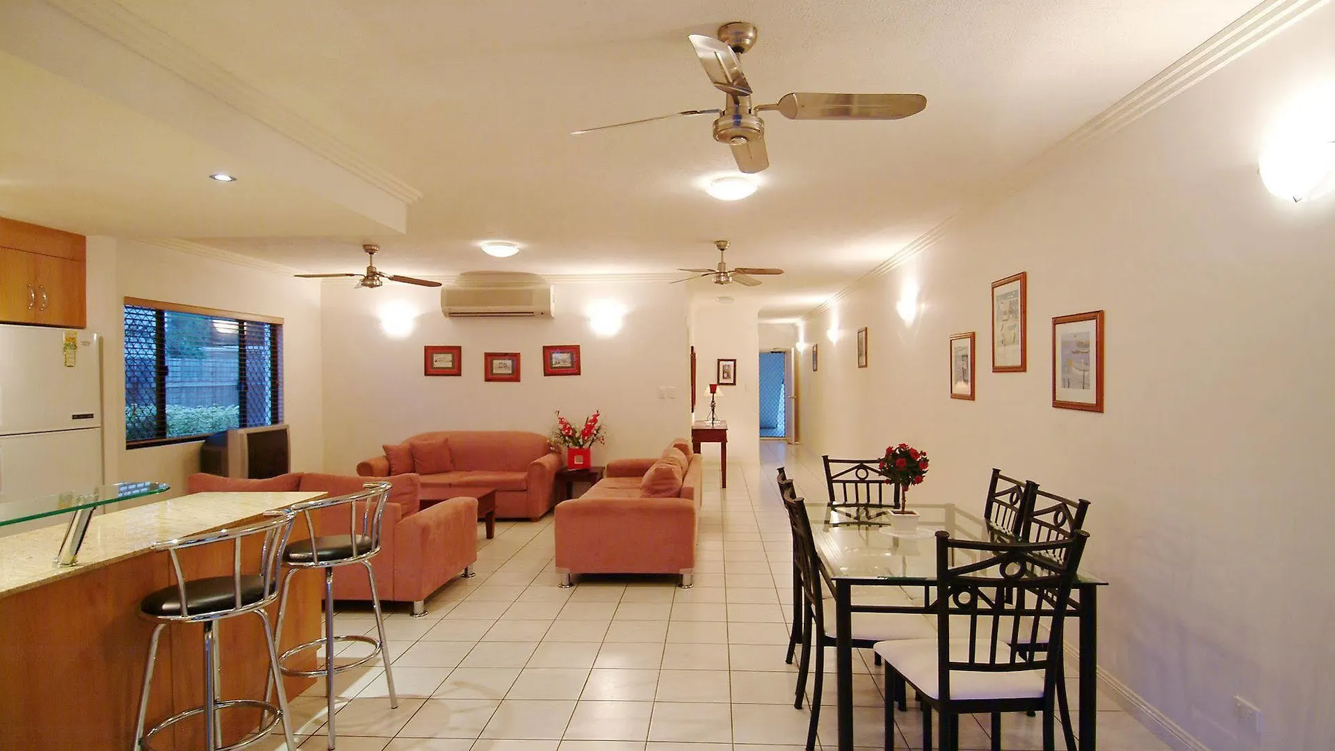 Mediterranean Beachfront Apartments Yorkeys Knob Australia