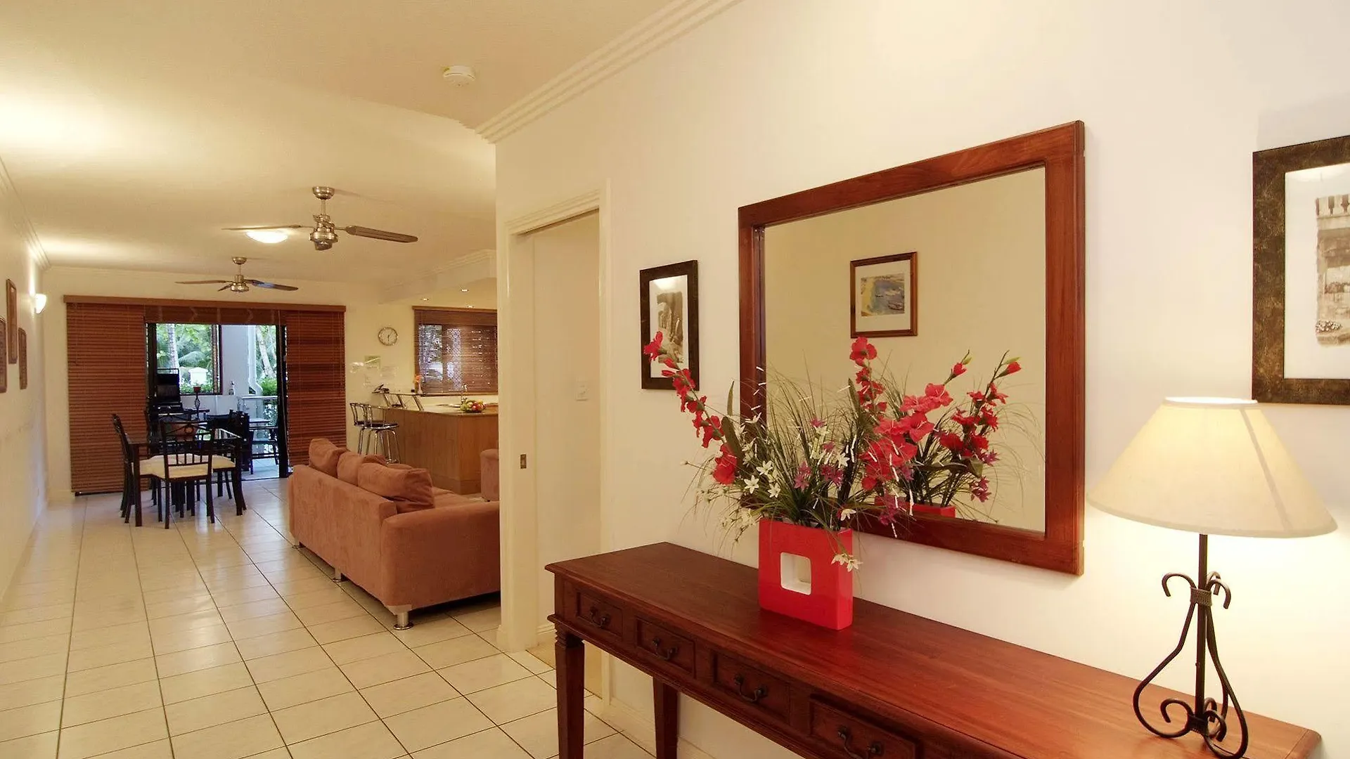 Mediterranean Beachfront Apartments Yorkeys Knob