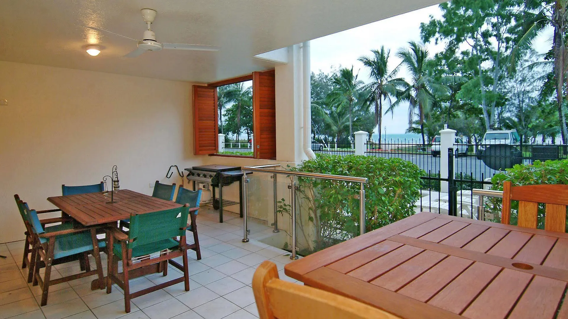 Mediterranean Beachfront Apartments Yorkeys Knob